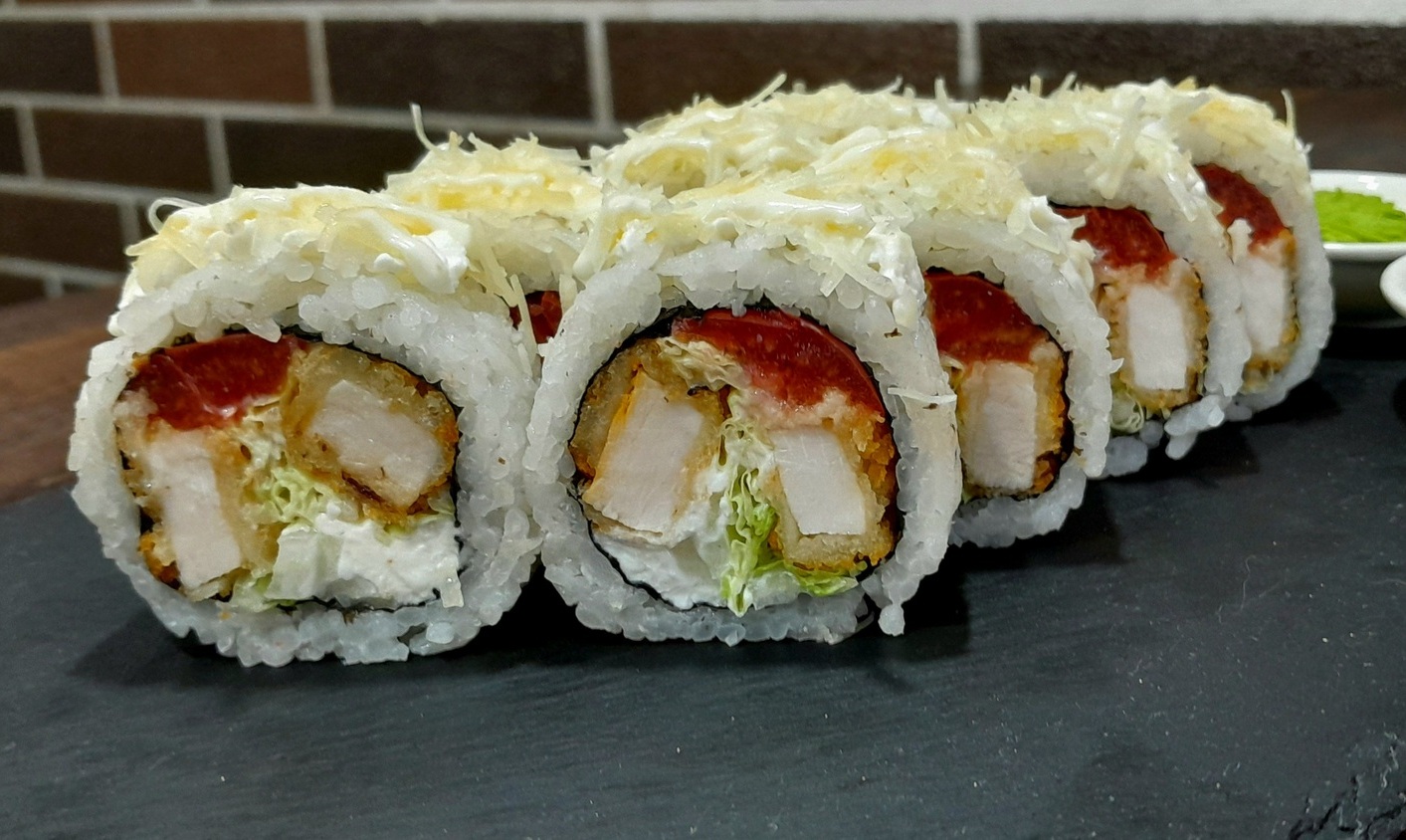 РОЛЛ ЦЕЗАРЬ С КУРИЦЕЙ РОЛЛ ЦЕЗАРЬ С КУРИЦЕЙ